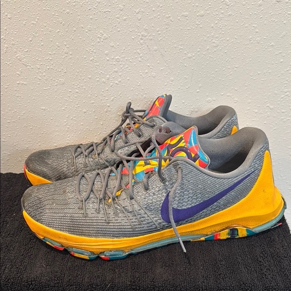 Nike Gray and Yellow Athletic Shoes with Mesh Upper main image 4